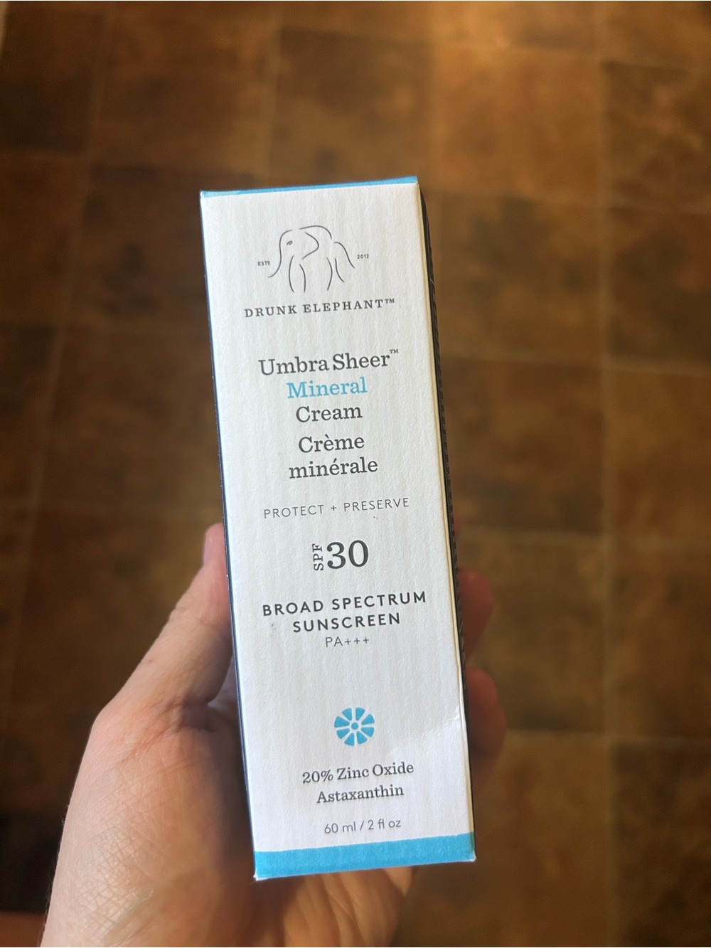 Drunk Elephant Umbra Sheer Mineral Cream SPF 30 - White, Blue